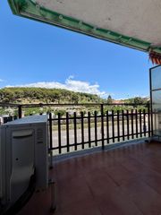 Etagenwohnung  Avenida avinguda maresme. Encantador piso en segunda línea de playa en canet de mar