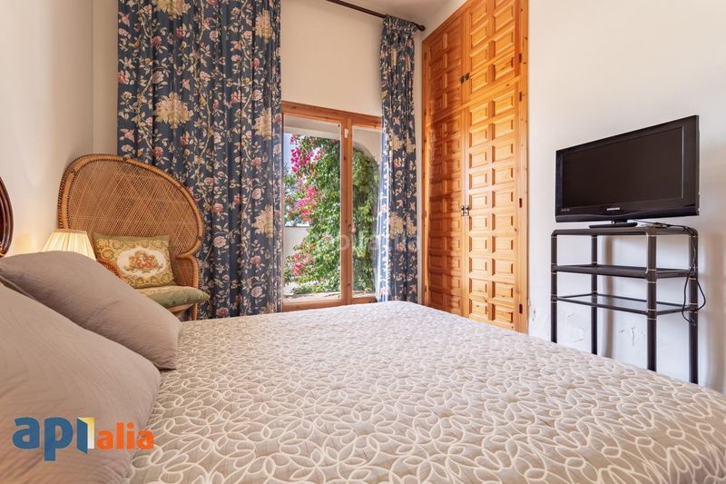 Foto e338e7ba-9242-4d41-9e66-a688900dd5eb. Casa adossada amb aparcament piscina a Els Masos - Els Garrofers Coma-ruga