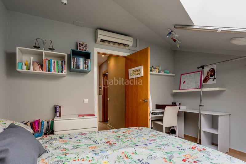 Foto 3633d594-948b-44eb-bd18-cb9d793a9319. Tríplex amb calefacció a Centre Esplugues de Llobregat