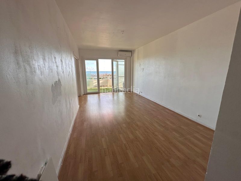 Foto 2f6397fa-ed06-48a2-8508-918b75e2ac34. Apartament amb aparcament piscina a les botigues de Sitges Sitges