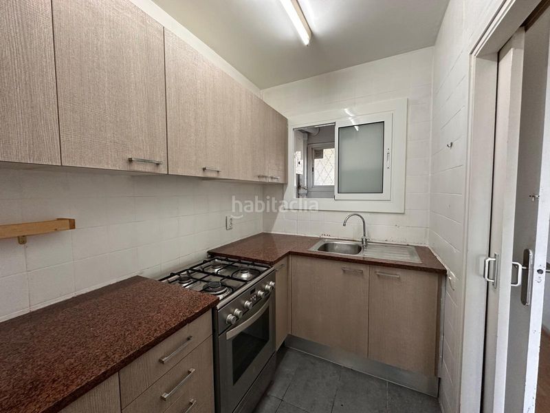 Foto d98b32c7-508b-42f7-81b4-877904d8db2f. Apartament amb aparcament piscina a les botigues de Sitges Sitges