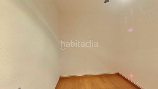 Foto 02f238f9-3dc8-4e56-b58b-a2bca468b7ac. Pis a Poblenou Barcelona