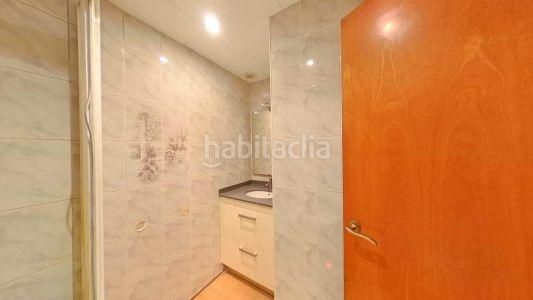Foto 43da5175-3634-4f55-babf-a315fc855ad2. Pis a Poblenou Barcelona
