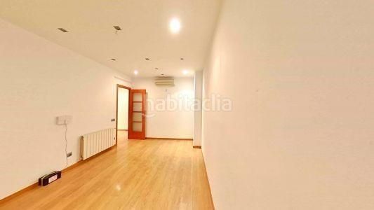 Foto ea26b01e-1fb4-41b8-ad3b-b1dd76fa3b01. Pis a Poblenou Barcelona