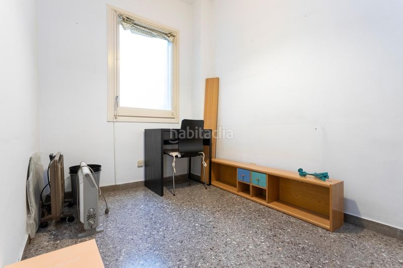 Foto e6720083-d80b-4967-aa48-d32a4843353b. Apartament amb aparcament a Navas Barcelona