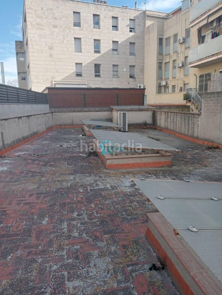 Foto 3dbce645-2987-4f48-9b2c-68b4196b9b1a. Local comercial a Centre Viladecans