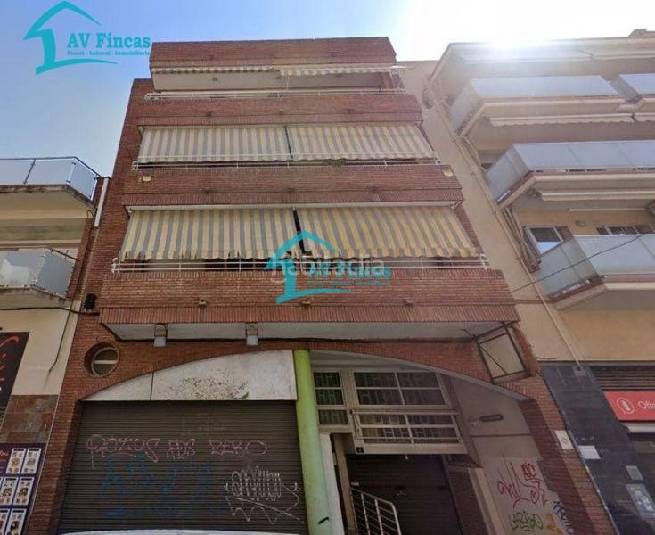 Foto ec3b3250-c48f-4e8c-b709-4a8bca623013. Local comercial a Centre Viladecans