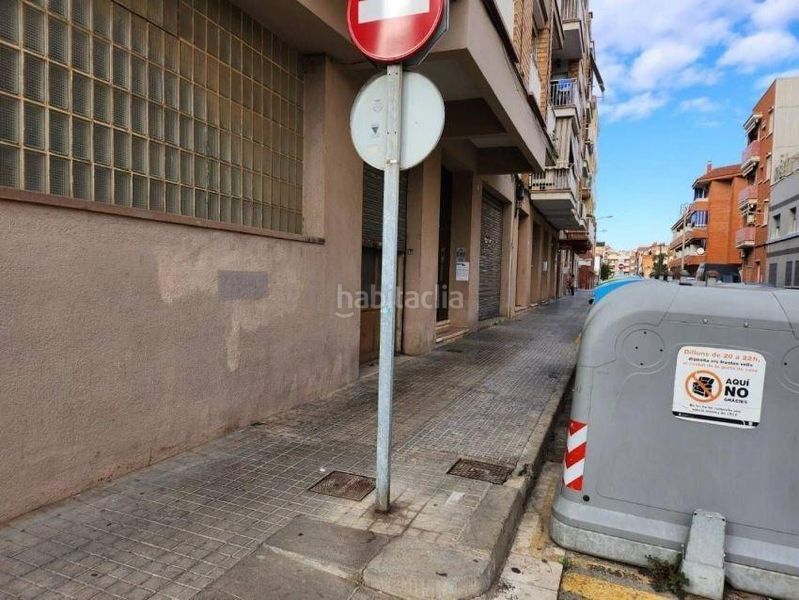 Foto b1d22bbc-2b21-46c9-9380-82b65af9f182. Local comercial a Marianao Sant Boi de Llobregat