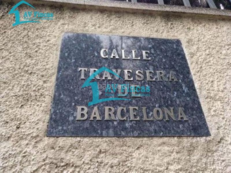 Foto d8c7a64c-7660-45f5-9371-63226c33386e. Aparcament cotxe a Sant Vicenç dels Horts