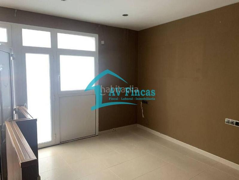 Foto 0fd0d8ae-c0c4-4218-951b-051c9ce97c61. Zweistöckige wohnung in Corbera de Llobregat