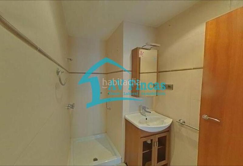 Foto 4f0d2679-3287-40a3-b4b8-095b7f4c76d0. Zweistöckige wohnung in Corbera de Llobregat