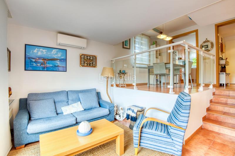 Foto fadab806-177e-4d9c-9572-3e6e78ce9423. Casa adosada  esquinera con piscina comunitária en Platja d´Aro