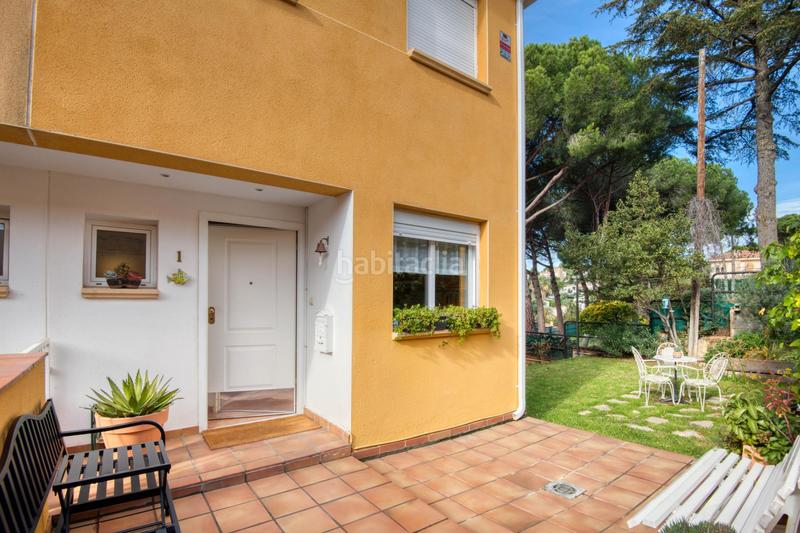 Foto ff848187-97a9-4ca4-ad4c-1ba8c5c3d786. Casa adosada  esquinera con piscina comunitária en Platja d´Aro