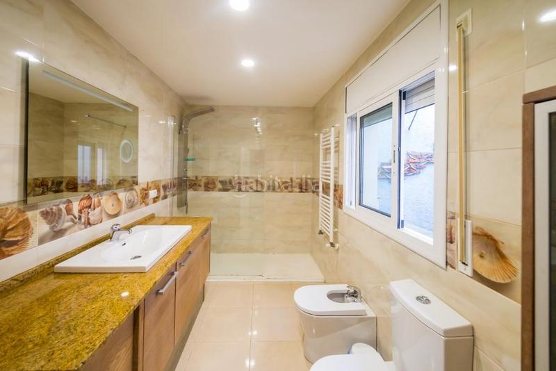 Foto 542175cb-8a32-43d0-bd55-089106f68971. Semi detached house with heating parking in El Pedró Palamós