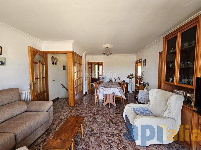 Foto 450a7ca7-75a7-4ca0-afbd-f86b8f088b65. Casa adosada  en venta en zona tranquila en Palamós
