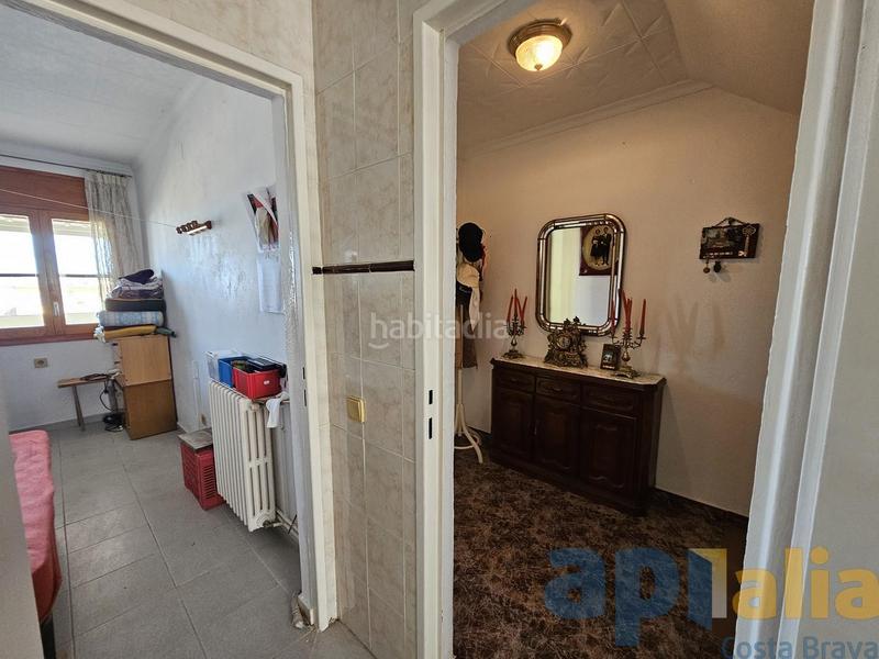 Foto e85ba8b2-05cf-48ab-85f4-01fba253d950. Casa adosada  en venta en zona tranquila en Palamós