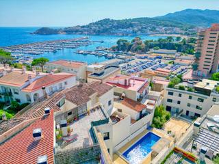 Dúplex en De llevant 21. Duplex en la volta ametller