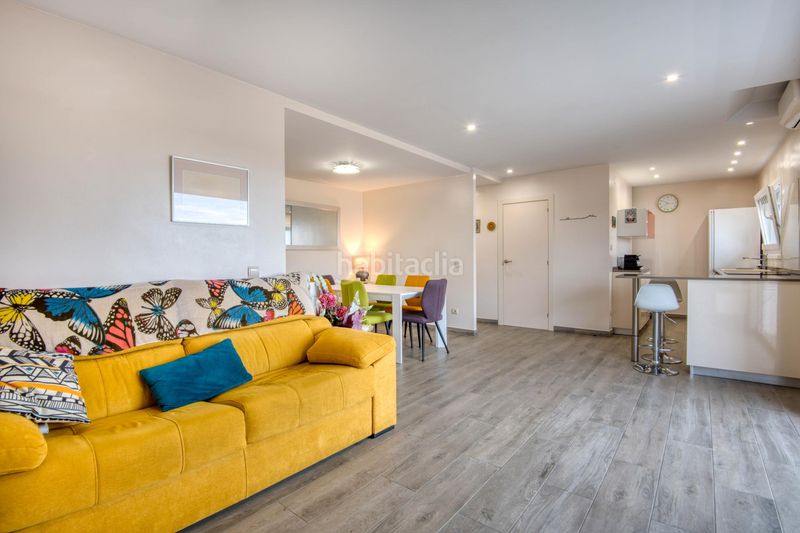 Foto d0ed4834-aceb-4281-8ce2-3ae43723b48b. Pis amb calefacció a Centre Palamós