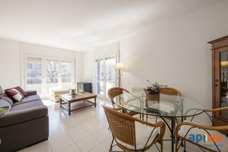 Appartement à La Devesa. Atractivo piso con terraza en la zona de la devesa de girona