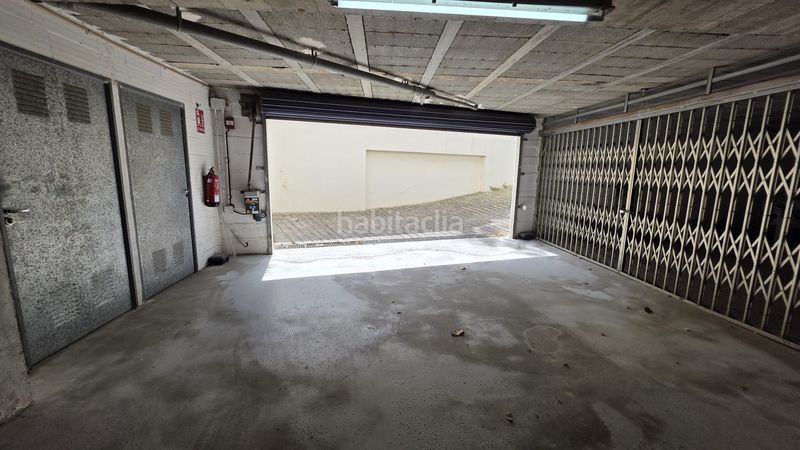 Foto d6978ac7-b0eb-4d2e-b71a-8bb34cbc0940. Aparcament cotxe a S´Agaró