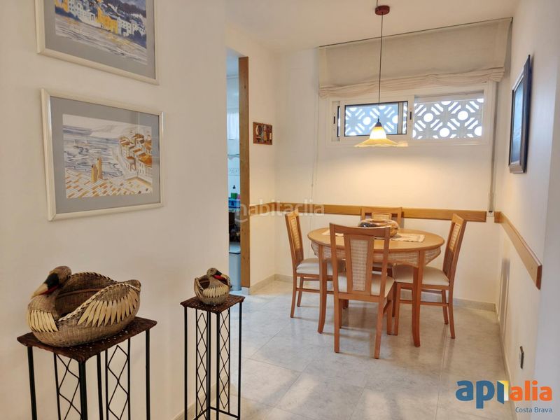 Foto 8cfdfad2-2d98-468c-8a2e-56254463ad49. Apartament amb aparcament piscina a Poble Calonge
