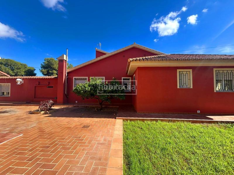 Foto 15202d22-c43c-4591-afaa-c20c46f89232. Chalet mit heizung parking pool in Santa Faz Alicante