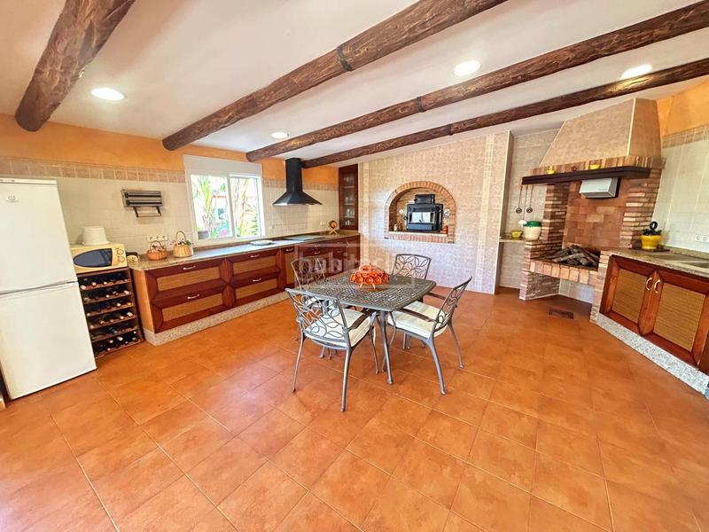 Foto 277e894f-8034-4c42-89be-b04cc5991bd1. Chalet mit heizung parking pool in Santa Faz Alicante