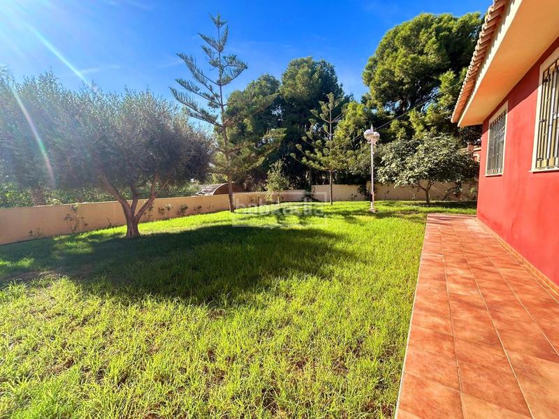 Foto 9bb0d204-df27-42df-8b9a-2ea3db381ccf. Chalet mit heizung parking pool in Santa Faz Alicante