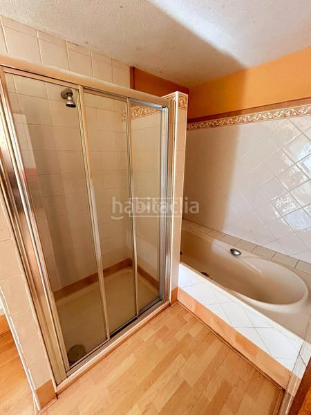 Foto e2a747c6-79a3-413d-b6db-351dd66f75c0. Chalet mit heizung parking pool in Santa Faz Alicante