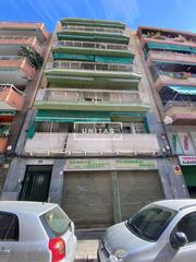 Geschftsraum en Carolinas Bajas. Se vende local en calle valencia n48