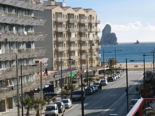 Pis a L´Estartit Poble. Más cerca de la playa es casi imposible!este apartamento se encu
