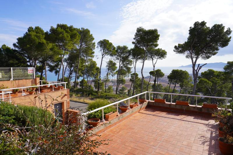 Foto 040e3aeb-487f-435f-8b96-84cbca2a7ba9. Casa con riscaldamento parcheggio in l´Estartit poble Estartit