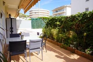 Appartement à L´Estartit Poble. A 100 metros de la playa y del centro  gran terraza  parking pri