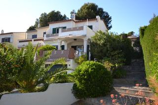 Casa a Torre Vella - Torre Gran - Les Dunes. Preciosa casa esquinera situada en la tranquila urbanización tor