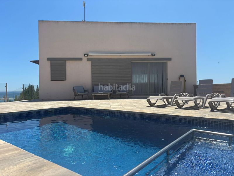 Foto 44450500-6a6a-4a1c-a880-1809c8aba02c. Casa amb calefacció aparcament piscina a l´Estartit poble Estartit