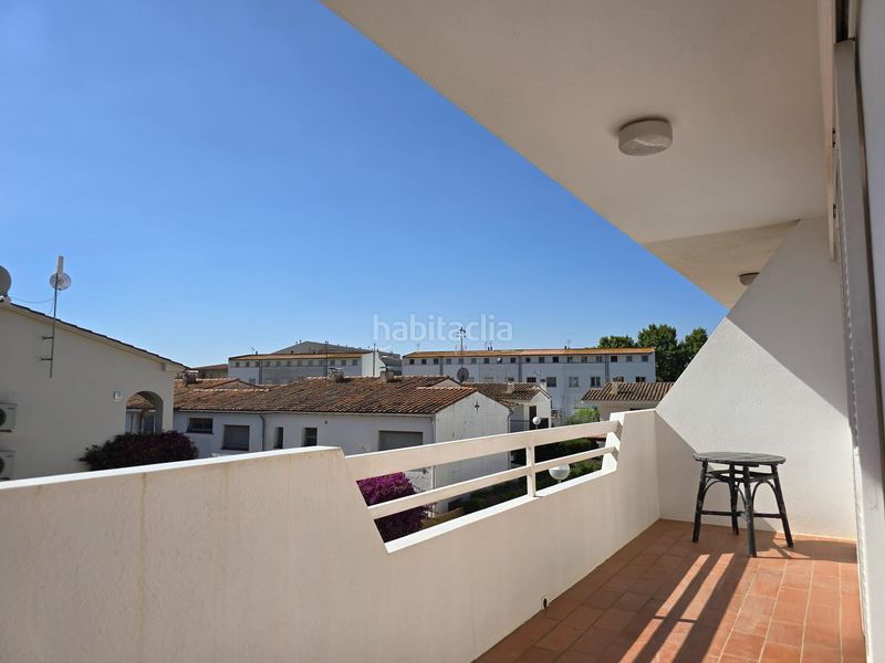 Foto 131348a2-92fe-4415-adbd-b6e76609e5f5. Casa amb aparcament a l´Estartit poble Estartit