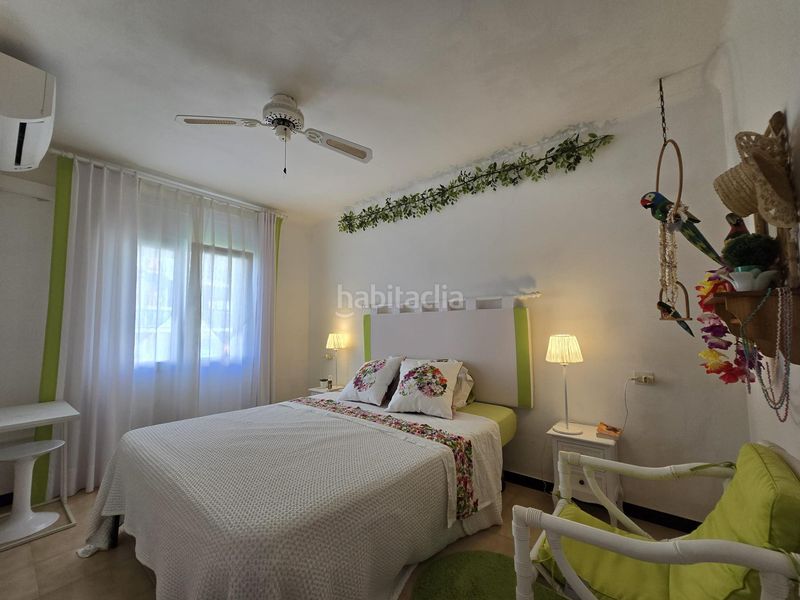 Foto 2c3ad296-d429-49f2-9102-f69f37ee8f2f. Casa amb aparcament a l´Estartit poble Estartit
