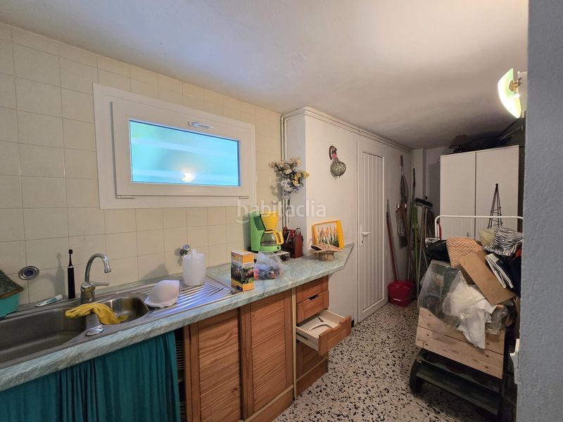 Foto 844a3ed6-ef4a-4b19-bb19-520fe13baf0c. Casa amb aparcament a l´Estartit poble Estartit