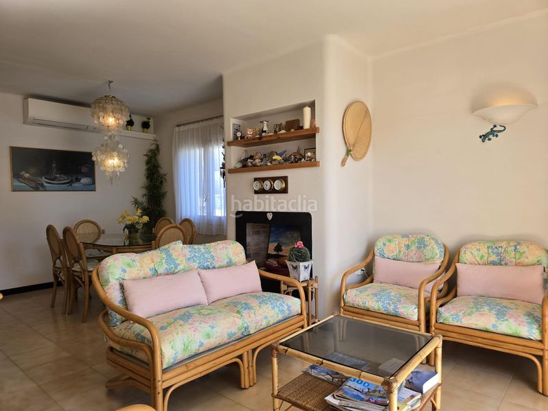 Foto 8665a438-287a-4ceb-9501-ec3b2ccb1eba. Casa amb aparcament a l´Estartit poble Estartit