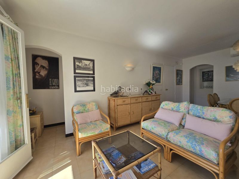 Foto 9b8aacef-8cad-4bc9-b1f4-c1e8b80d2ef4. Casa amb aparcament a l´Estartit poble Estartit