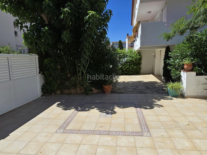 Foto bae88d82-5df6-4924-ae0e-2b776ad35435. Casa amb aparcament a l´Estartit poble Estartit