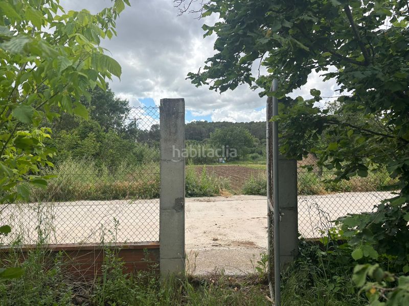 Foto 63b82eff-424c-41a6-8f8b-78d8d147d02f. Terreny residencial a Colomers