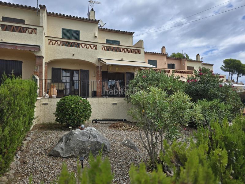 Foto 0c126315-aa3c-48a2-8374-be0b0329a79f. Casa amb aparcament a l´Estartit poble Estartit