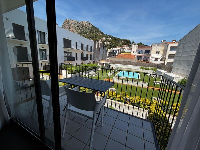 Foto 037576f7-35e3-45eb-ae39-46396f352eb9. Piso precioso y confortable apartamento en una ubicación privilegiada en el centro de l, a tan solo 200 metros de la playa. sit en Estartit