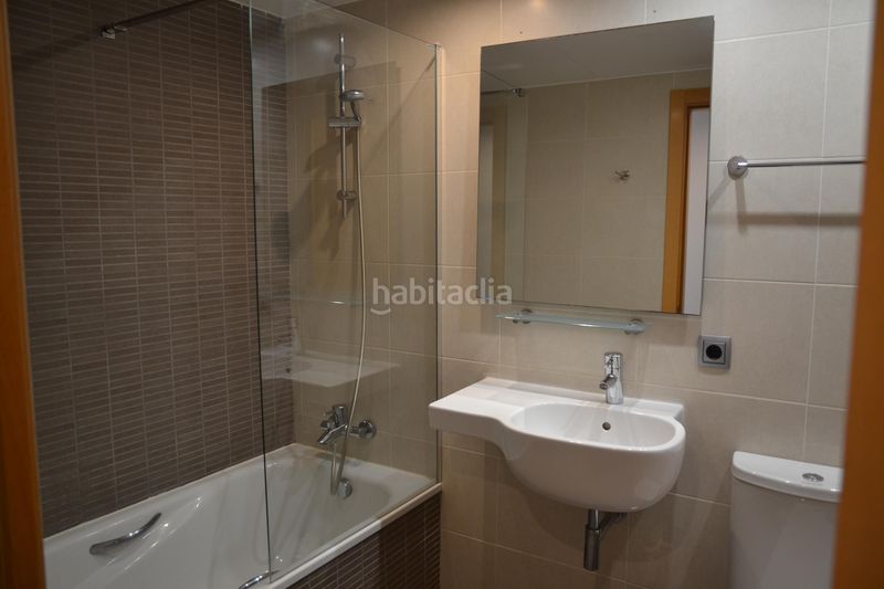 Foto bed5270b-1695-4e32-b785-98fb83489649. Piso precioso y confortable apartamento en una ubicación privilegiada en el centro de l, a tan solo 200 metros de la playa. sit en Estartit