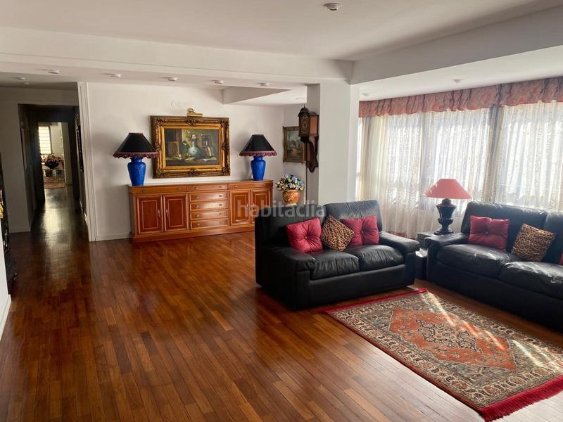 Foto 754805a7-f5c0-4354-a8d1-a727f68eebc7. Pis a calle kursaal 2 a Centro Elche / Elx