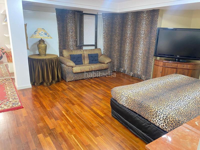 Foto a14ab703-2f0b-42b4-acc1-2b6d5047da7e. Pis a calle kursaal 2 a Centro Elche / Elx