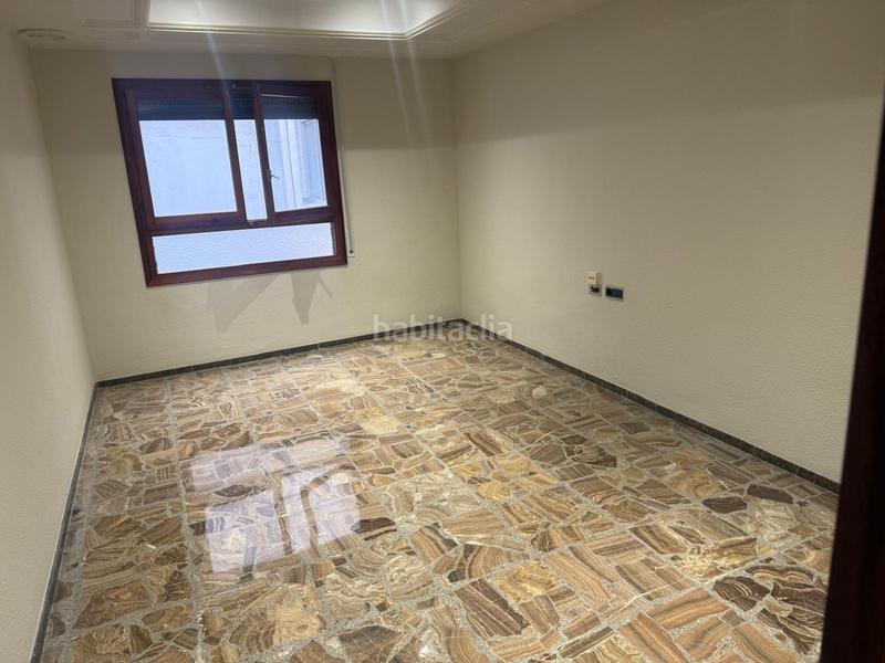 Foto 32eaf46b-1abf-4e26-933d-565416cfc32a. Rent flat in calle reina victoria 18 in Pont Nou - Corazón de Jesús Elche / Elx