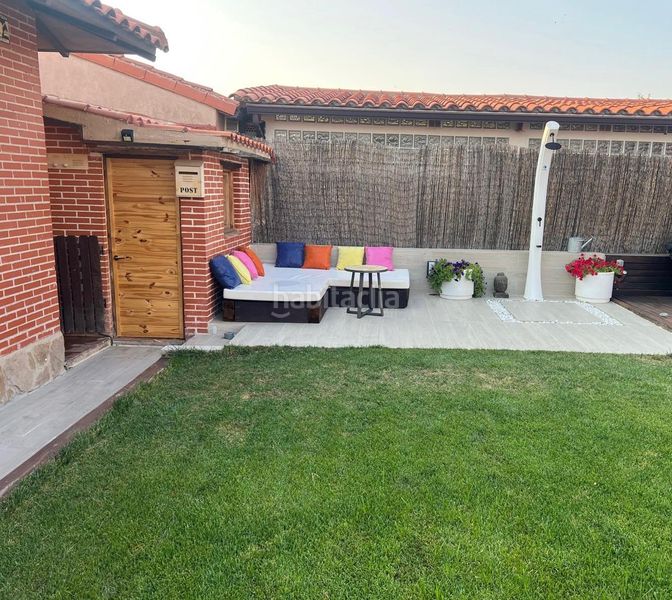 Foto 2f674e93-2092-4f22-938c-97c40a1b6bd7. Xalet amb xemeneia calefacció aparcament piscina a Chiloeches