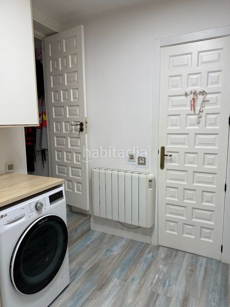 Foto 3c31cb1c-6ea3-4299-bc44-9cc82b6bb360. Xalet amb xemeneia calefacció aparcament piscina a Chiloeches